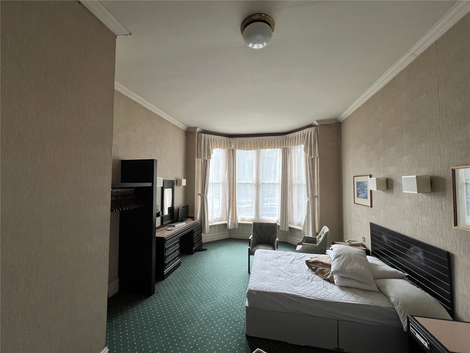 South Cres, Llandrindod Wells à vendre Photo principale– Image 1 sur 10