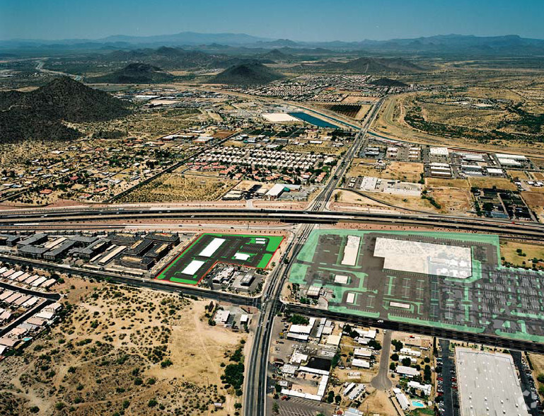 N Cave Creek Rd, Phoenix, AZ à louer - Photo de l’immeuble – Image 2 sur 11