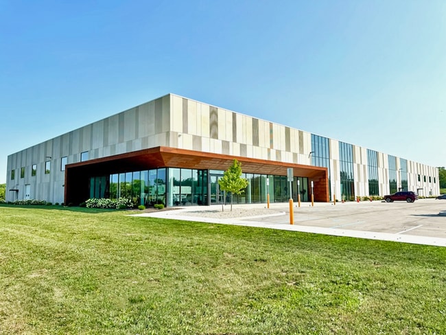 Plus de détails pour 2220 E Bunch Blvd, Muncie, IN - Industriel/Logistique à louer