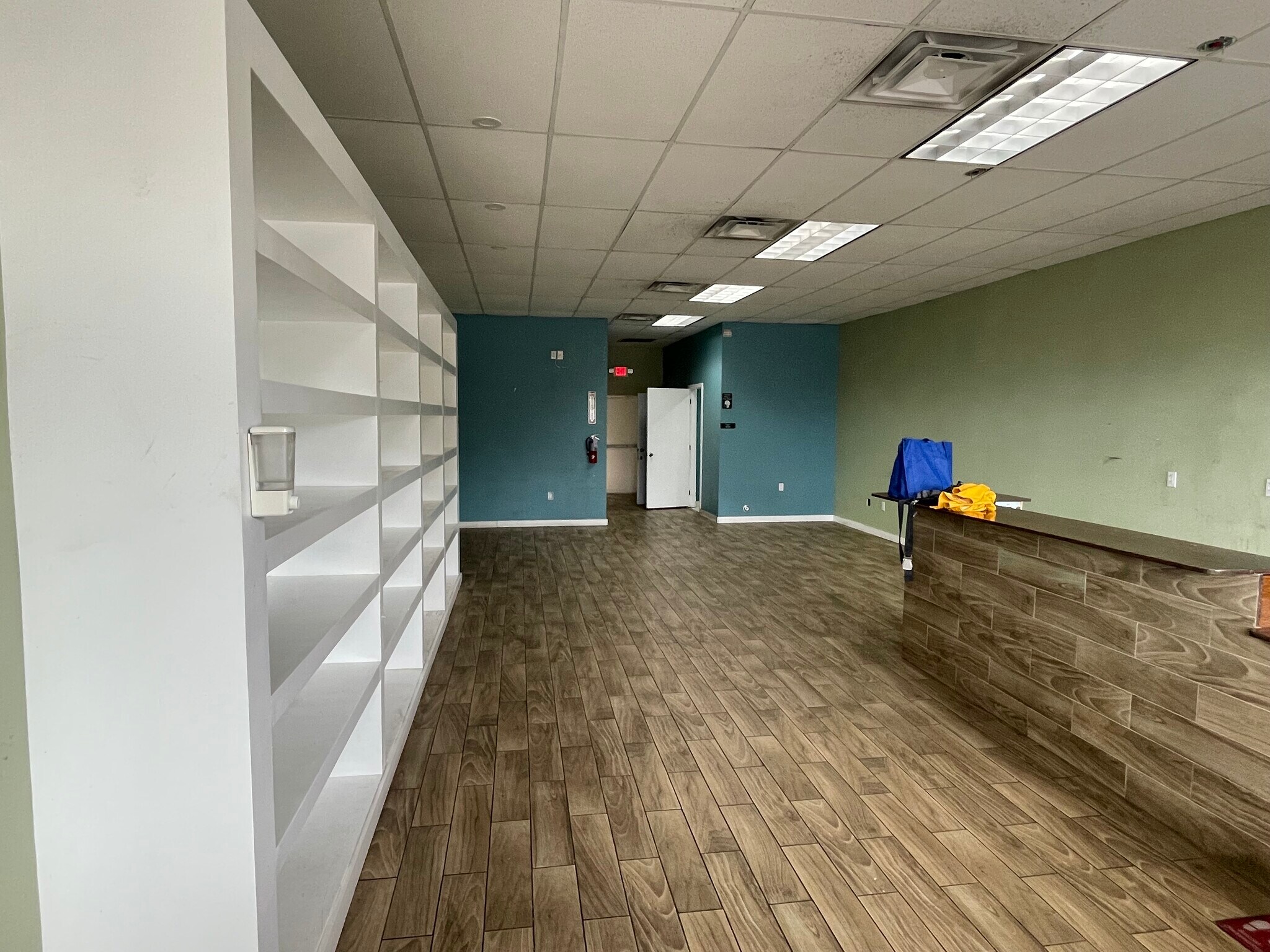 9600 SW 77th Ave, Miami, FL à louer Photo intérieure– Image 1 sur 9