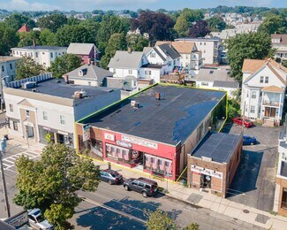 Plus de détails pour 393 Main St, Medford, MA - Local commercial à vendre