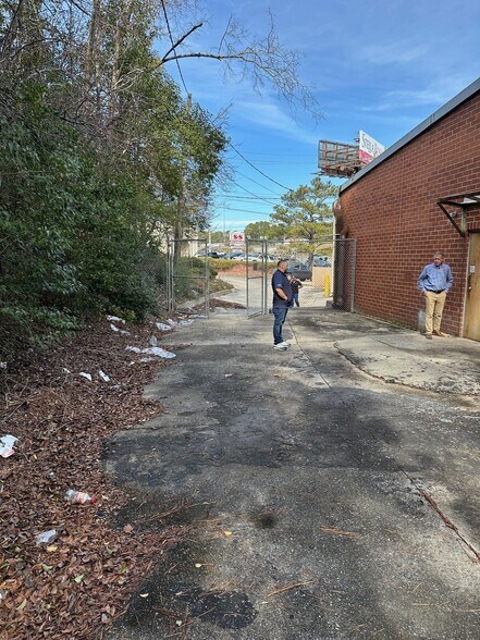 894 Pierce Ave, Macon-Bibb, GA à louer - Photo de l’immeuble – Image 3 sur 3