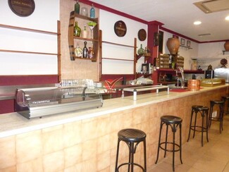 Plus de détails pour Local commercial à louer