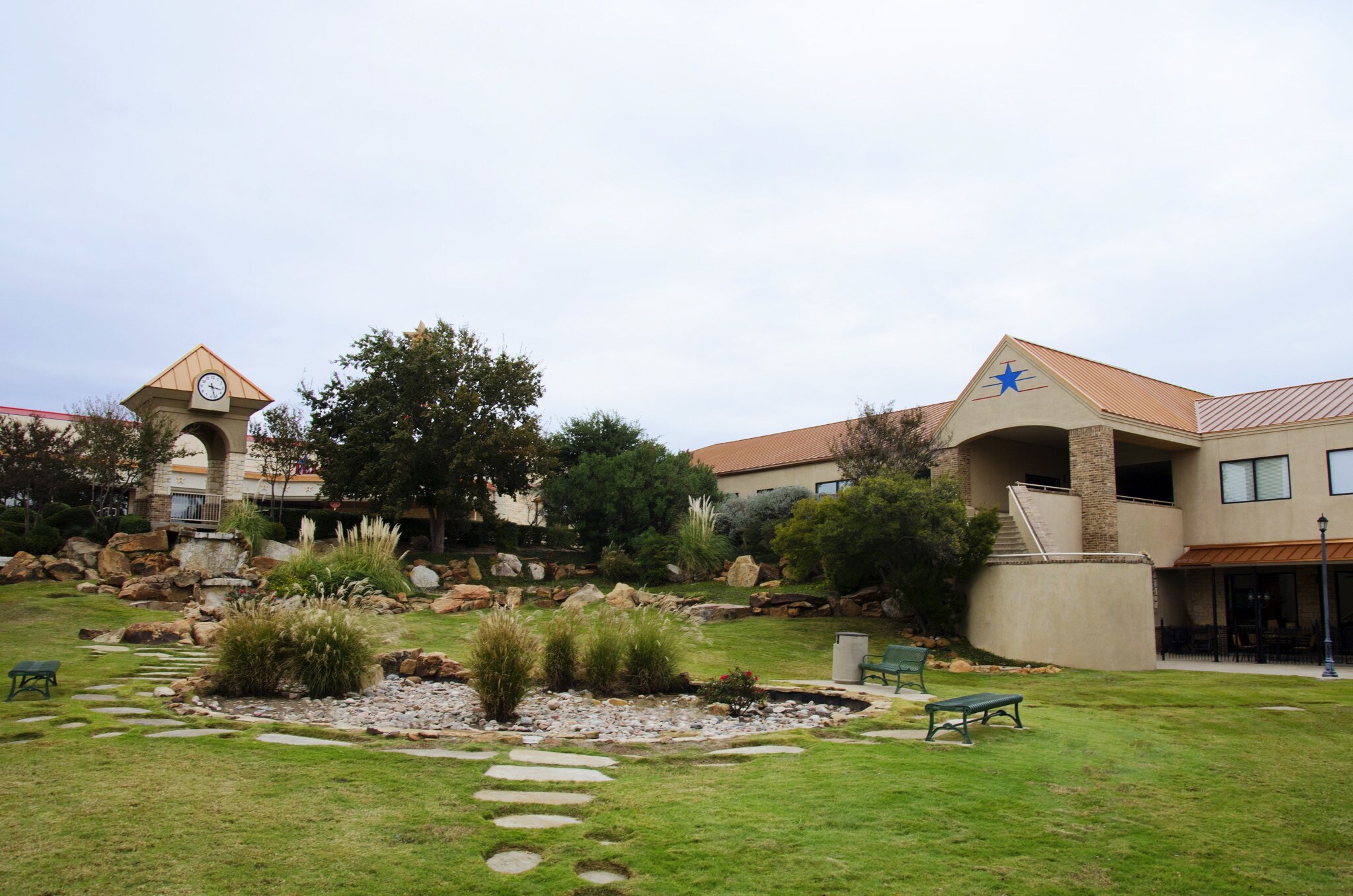 3980 Boat Club Rd, Lake Worth, TX à louer Photo principale– Image 1 sur 8