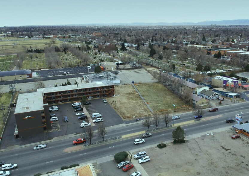 11714 E Colfax Ave, Aurora, CO à vendre - Photo de l’immeuble – Image 2 sur 4