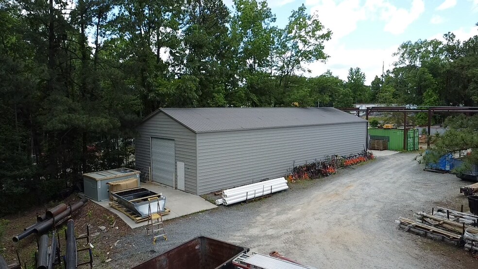 5832 Lease Ln, Raleigh, NC à louer - Photo de l’immeuble – Image 3 sur 5