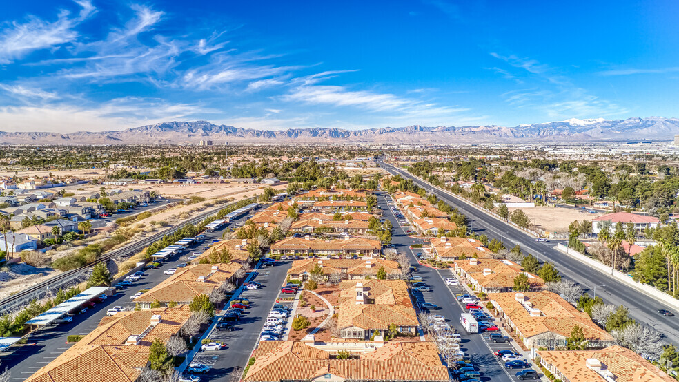 3203 E Warm Springs Rd, Las Vegas, NV à vendre - Aérien – Image 3 sur 6