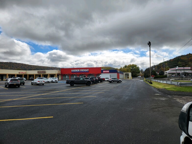 5640 Route 12, Norwich, NY à louer - Photo de l’immeuble – Image 3 sur 9