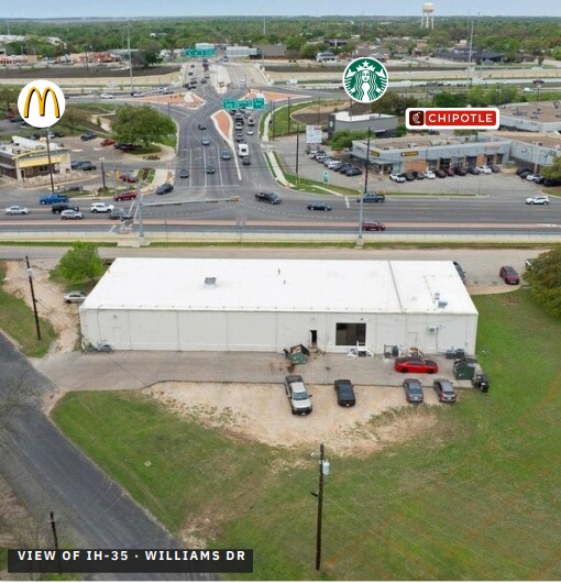 901-905 N Austin Ave, Georgetown, TX à louer - Photo principale – Image 1 sur 12
