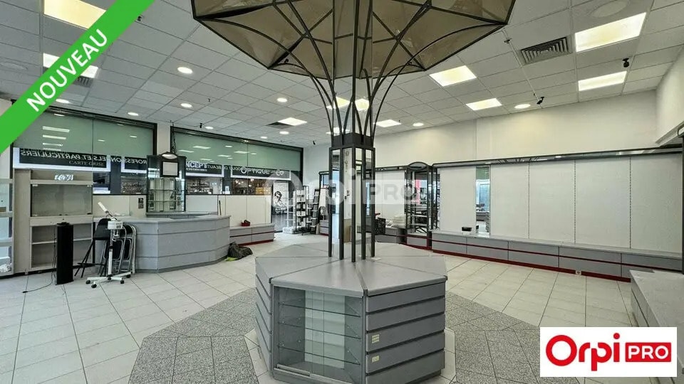 Local commercial dans Bollène à louer Photo intérieure– Image 1 sur 8