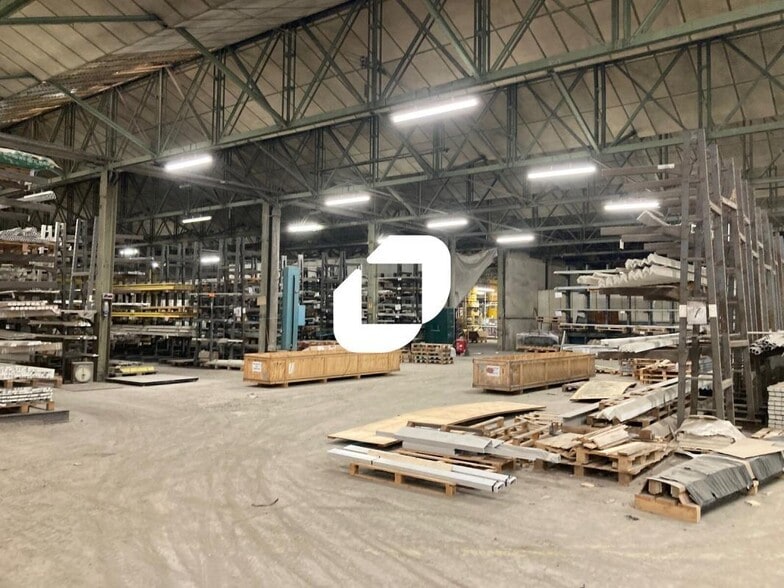 Industriel/Logistique dans Villers-Saint-Paul à vendre - Photo intérieure – Image 2 sur 4