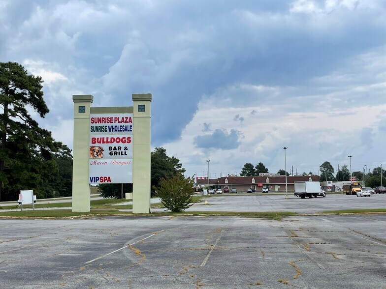 3730-3770 Eisenhower Pky, Macon-Bibb, GA à louer - Photo de l’immeuble – Image 2 sur 3