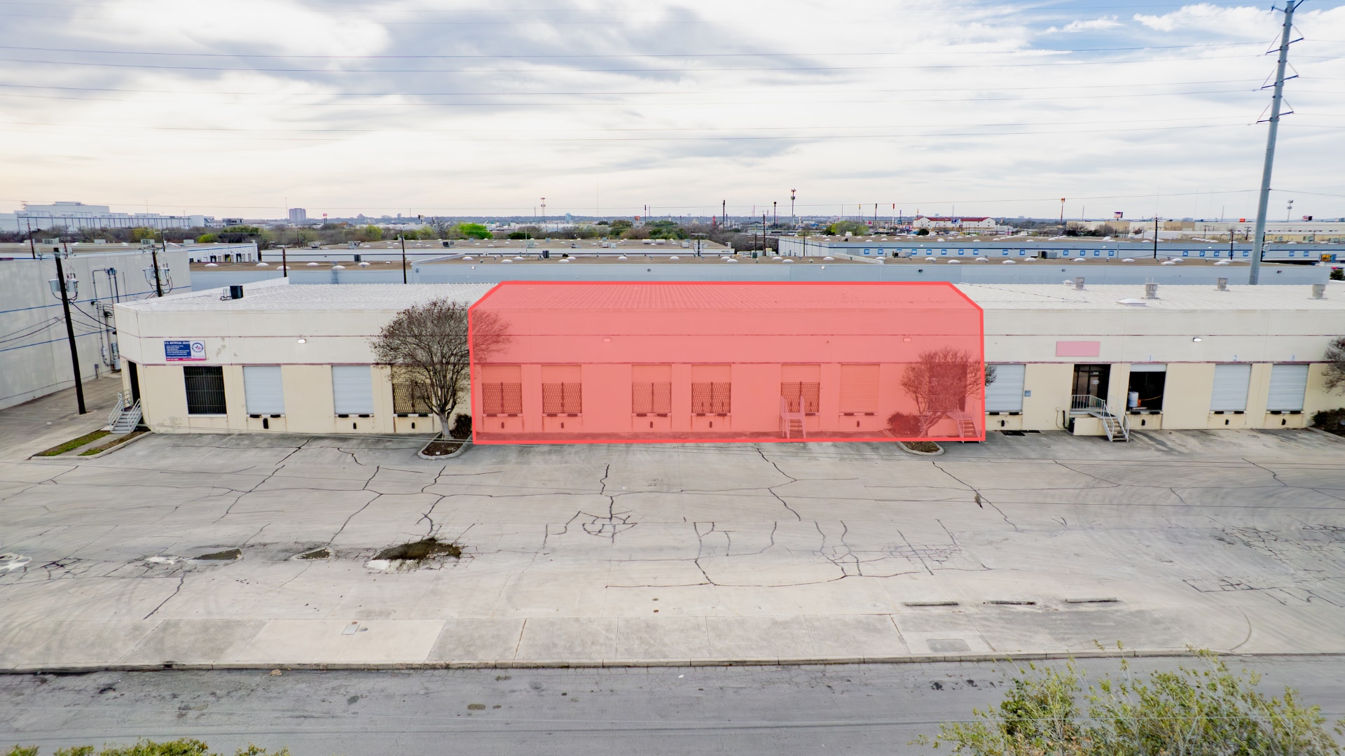 5903-5929 Distribution, San Antonio, TX à louer Photo intérieure– Image 1 sur 18