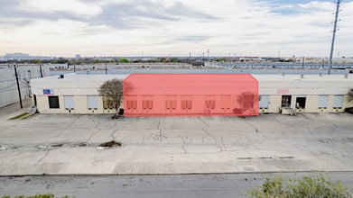 5903-5929 Distribution, San Antonio, TX à louer Photo intérieure– Image 1 sur 18