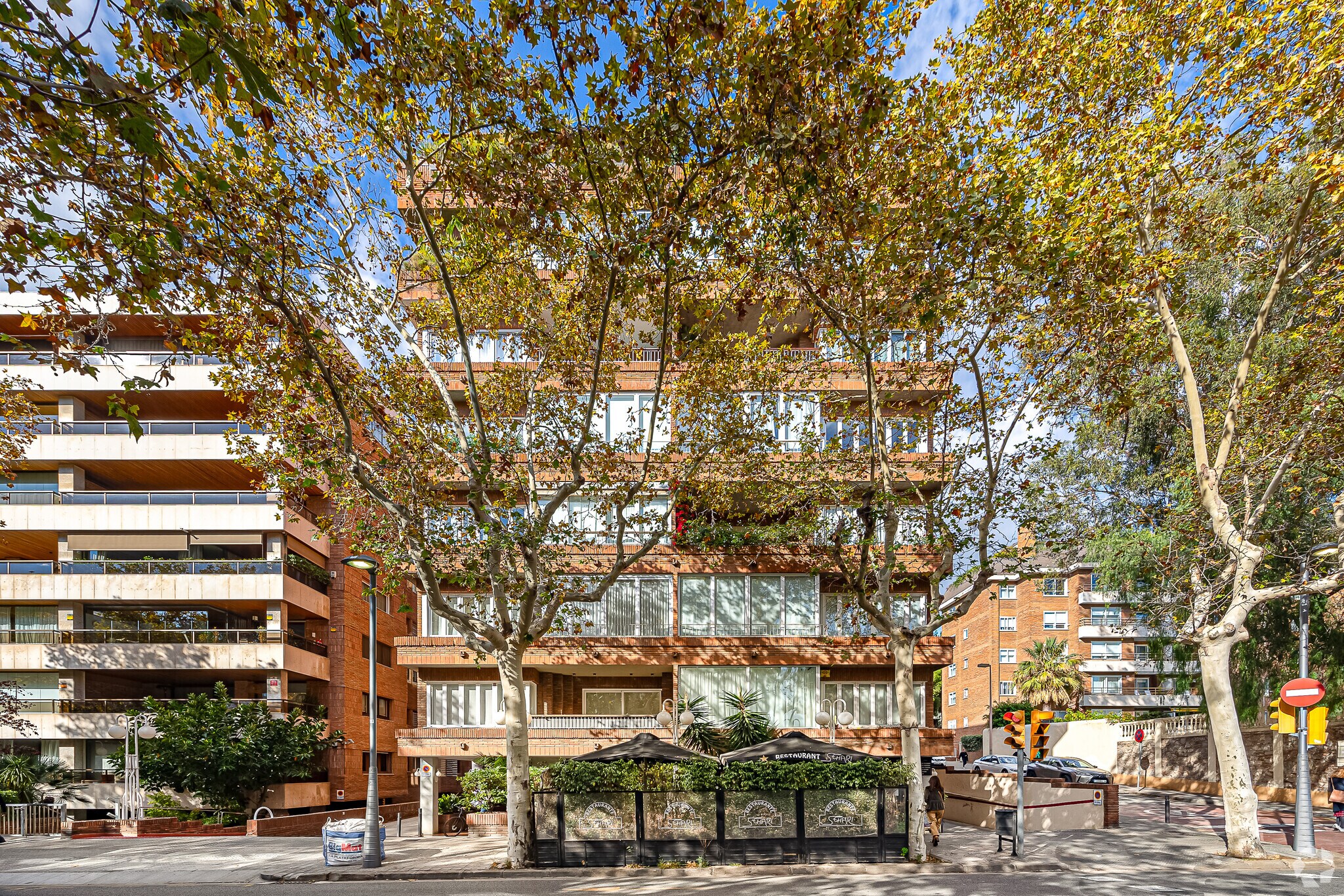 Bureaux/Médical dans Barcelone, Barcelona à louer Photo principale– Image 1 sur 3