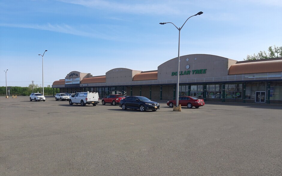 10504 Bennett Rd, Dunkirk, NY à louer - Photo de l’immeuble – Image 2 sur 4