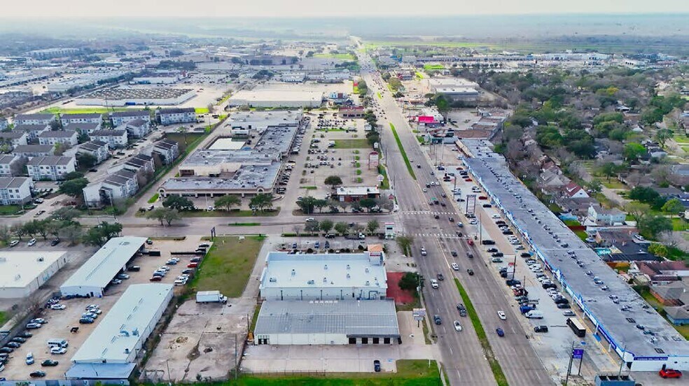 13939 Westheimer Rd, Houston, TX à vendre - Aérien – Image 3 sur 21