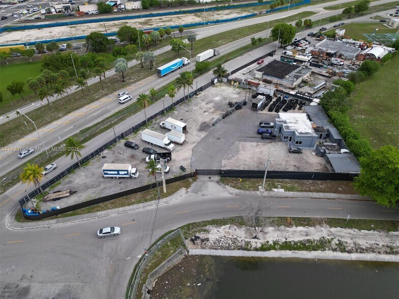 2695 NW 141st St, Opa Locka, FL à vendre - Photo de l’immeuble – Image 3 sur 20