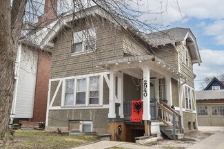Plus de détails pour 2940 N Maryland Ave, Milwaukee, WI - Logement à vendre
