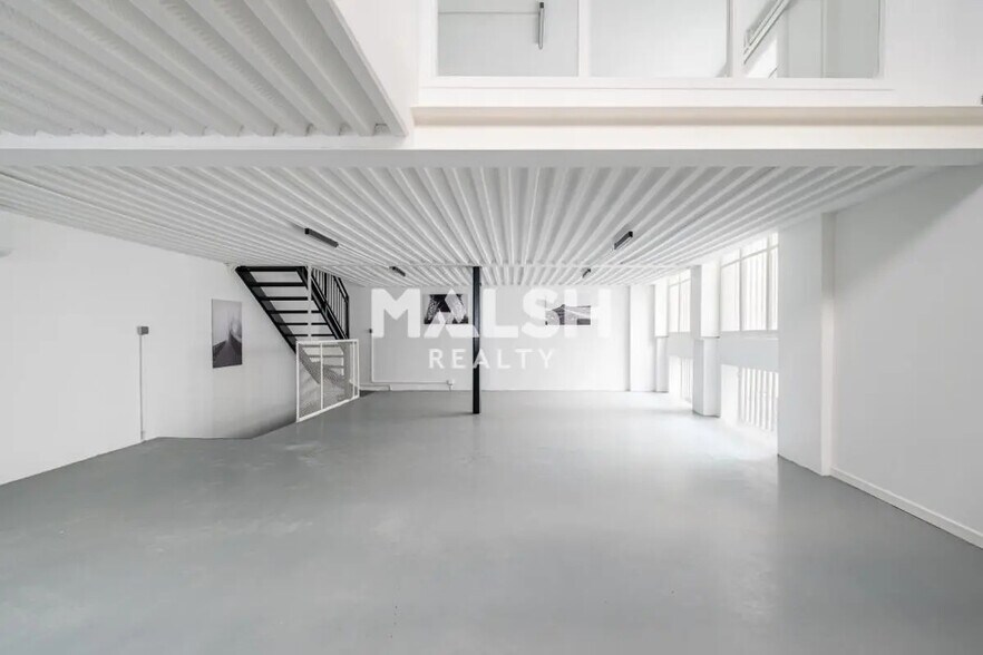 Bureau dans Lyon à vendre - Photo de l’immeuble – Image 1 sur 10