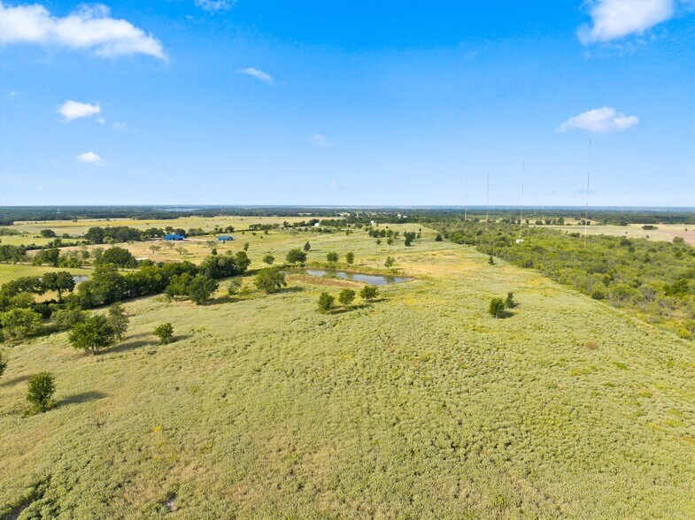 1010 Mt Moriah rd, Riesel, TX à vendre - Photo de l’immeuble – Image 2 sur 40
