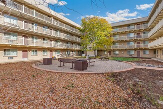 Plus de détails pour 7655 W 67th Ave, Arvada, CO - Logement à vendre