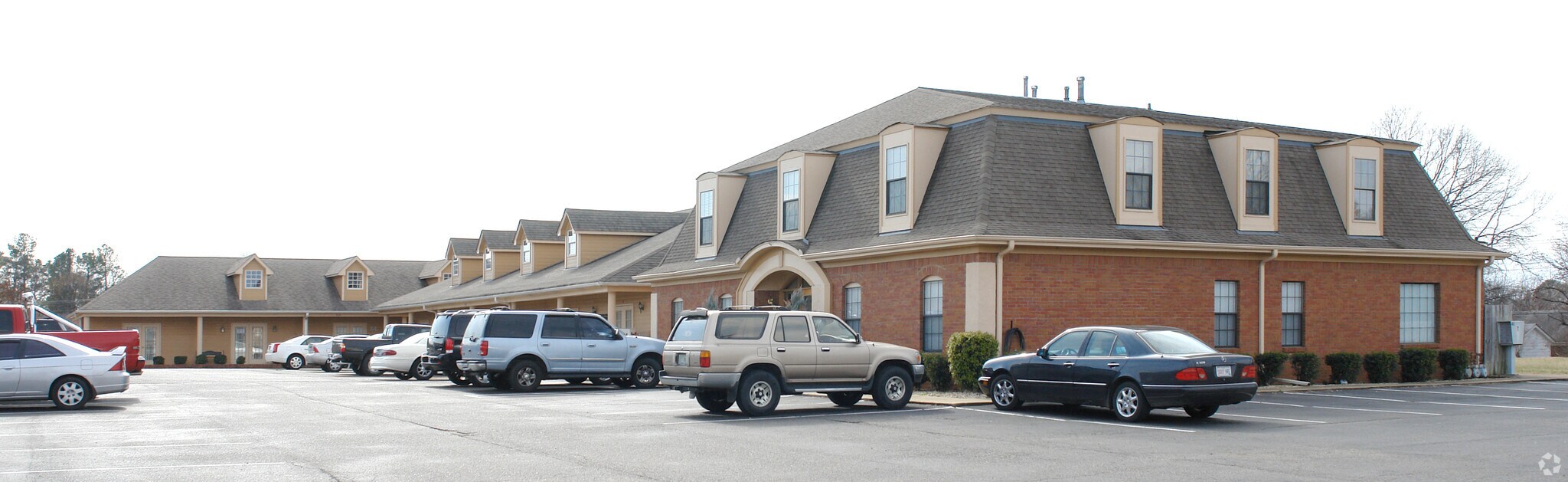 917 Ferncliff Cv, Southaven, MS à louer Photo de l’immeuble– Image 1 sur 2