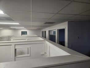 2433 Gulf To Bay Blvd, Clearwater, FL à louer Photo intérieure– Image 2 sur 8