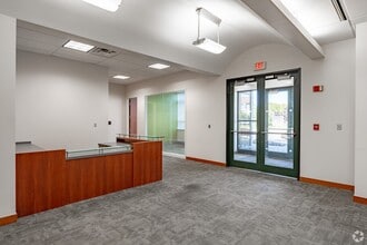 600 Airborne Pky, Cheektowaga, NY à louer Photo intérieure– Image 2 sur 22