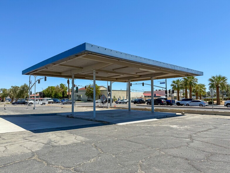 45900 Fargo St, Indio, CA à vendre - Photo de l’immeuble – Image 2 sur 11