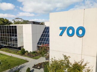 Plus de détails pour 700 Veterans Memorial Hwy, Hauppauge, NY - Bureau à louer