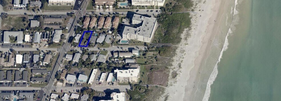 408 Lincoln ave, Cape Canaveral, FL à vendre - Photo principale – Image 1 sur 4