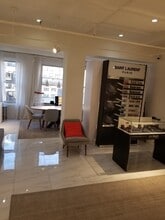 246 W 38th St, New York, NY à louer Photo intérieure– Image 2 sur 4