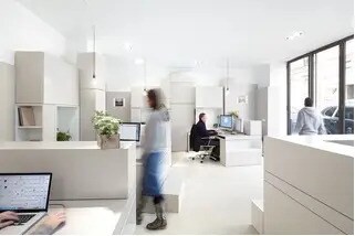 Plus de détails pour 72 Rue De Clignancourt, Paris - Bureau à louer