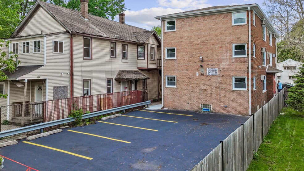 18 E 137th St, Riverdale, IL à vendre - Photo de l’immeuble – Image 3 sur 12