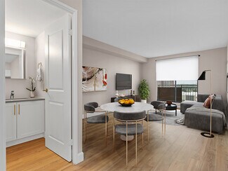 Plus de détails pour 360 Croydon Ave, Ottawa, ON - Local commercial à louer