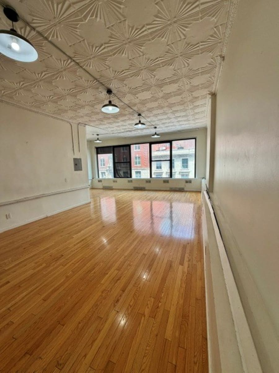206 W 23rd St, New York, NY à louer Photo intérieure– Image 1 sur 7