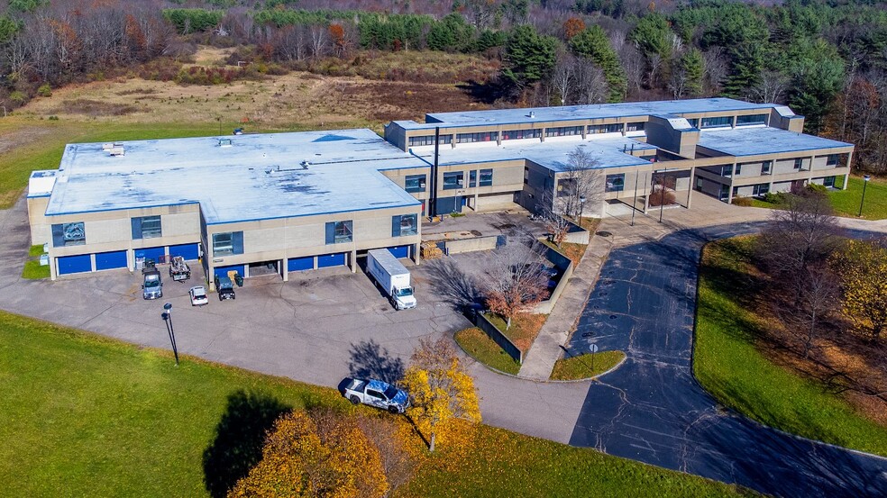 275 Portsmouth Ave, Stratham, NH à louer - Photo de l’immeuble – Image 1 sur 18