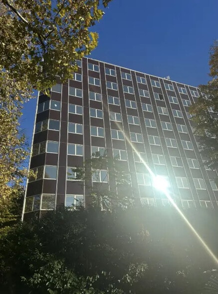 17 Quai Joseph Gillet, Lyon à vendre - Photo de l’immeuble – Image 2 sur 2