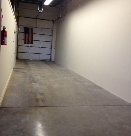 28039 W Commercial Ave, Lake Barrington, IL à louer Photo intérieure– Image 1 sur 4