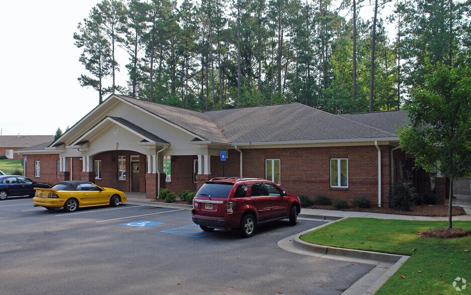 1585 Highway 34, Newnan, GA à louer - Photo de l’immeuble – Image 3 sur 3