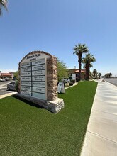 80150 Hwy 111, Indio, CA à louer Photo de l’immeuble– Image 1 sur 11