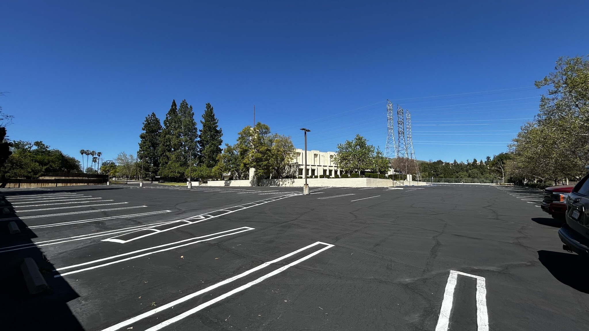 11315 White Oak Ave, Granada Hills, CA à vendre Photo principale– Image 1 sur 31