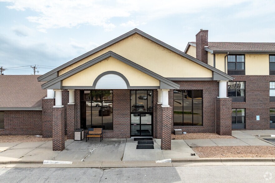 222 W 2nd St, Ottumwa, IA à vendre - Photo de l’immeuble – Image 3 sur 5