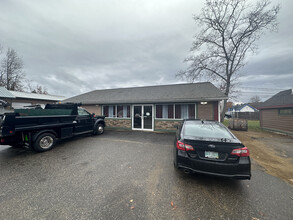 472 W Main St, Tilton, NH à vendre Photo de l’immeuble– Image 1 sur 14