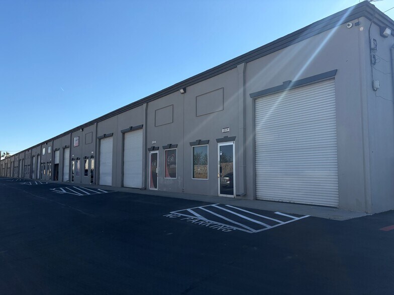 3465 Lee Blvd, El Paso, TX à louer - Photo de l’immeuble – Image 2 sur 6