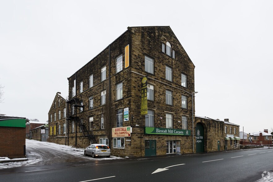 Bradford Rd, Batley à vendre - Photo de l’immeuble – Image 3 sur 4