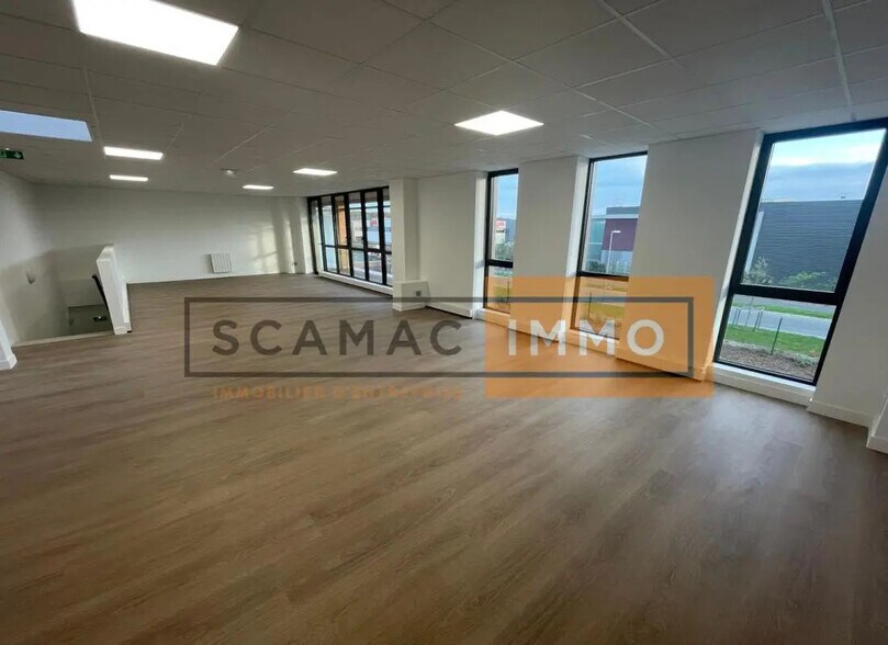 1 Chemin De La Ferme De Lamirault, 77090 Collégien, Collégien à louer - Photo de l’immeuble – Image 1 sur 9