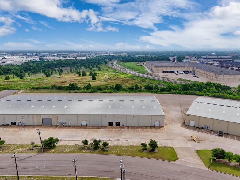 700 Schroeder Dr, Waco, TX à louer - Photo de l’immeuble – Image 2 sur 7