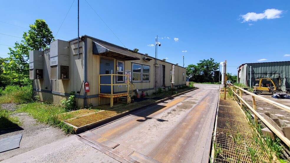 407 Alan Wood Rd, Conshohocken, PA à louer - Photo de l’immeuble – Image 3 sur 13